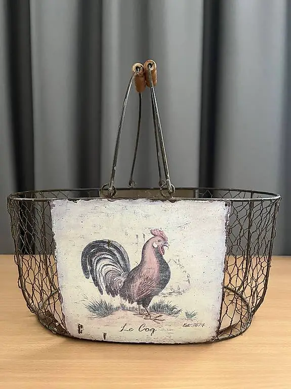 Drahtkorb mit Holzgriff, Aufbewahrung, Hahn, Deko