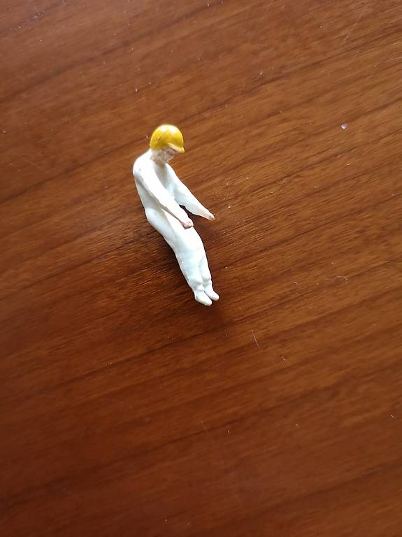 Fahrer aus Rennauto von der Firma Corgi, ca. 60 Jahre alt