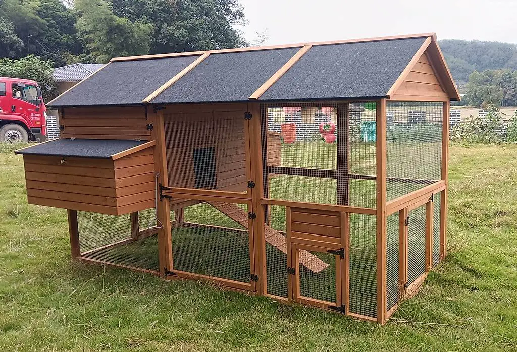 isolierter hühnerstall hasenstall 290x130x175 cm inkl. freil