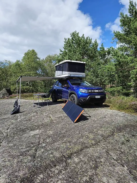 Dachzelt James Baroud mit Markise