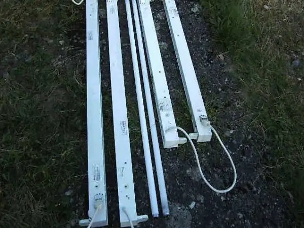  Neonlampen-Fassungen mit Kabel