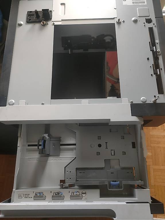 Papierfach, HP LaserJet pro 500 Color MFP M570