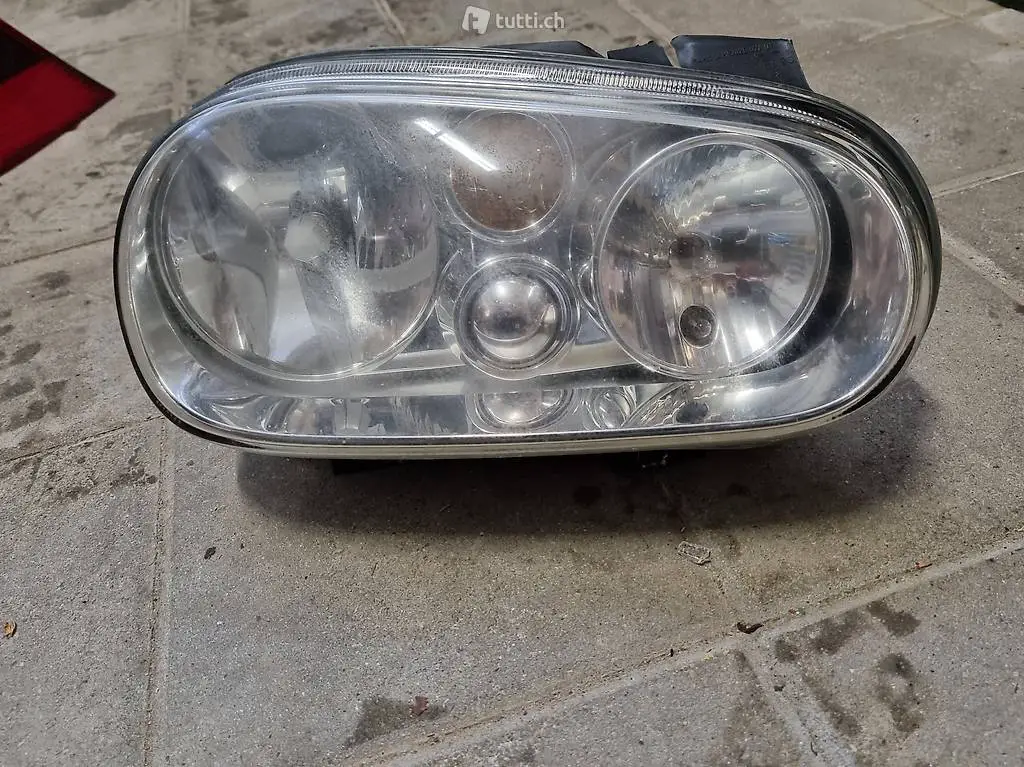 Fanale destro Golf 4