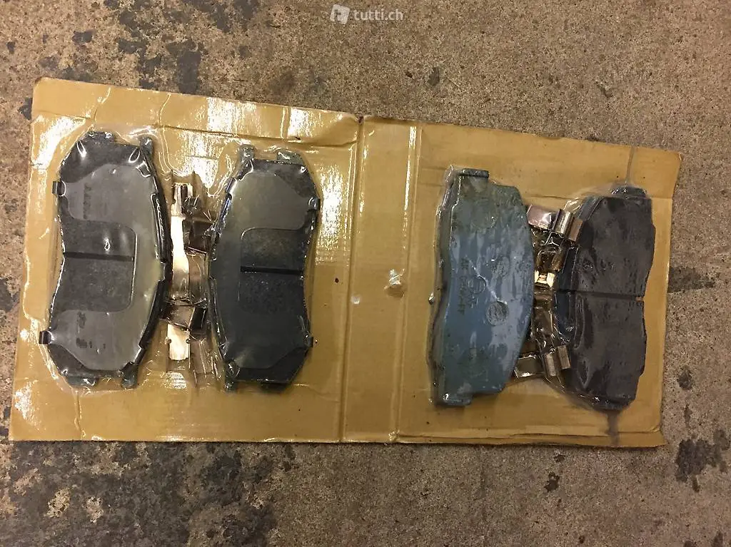 Bremsbeläge vorn zu Toyota Lite Ace, Model F