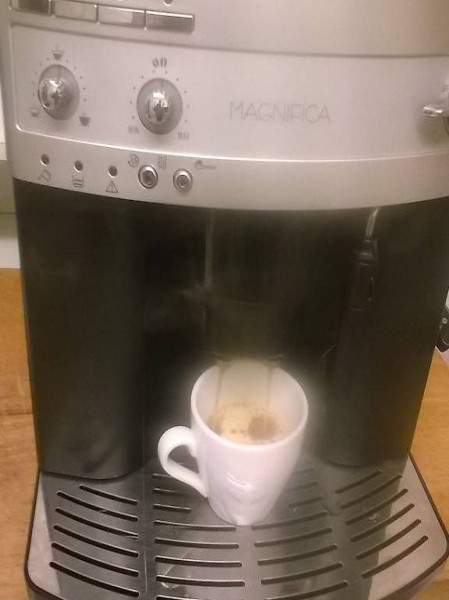 Kaffemaschine Delonghi MAGNIFIGA