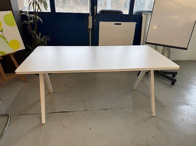 Vitra Joyn Arbeitstisch 160x80cm