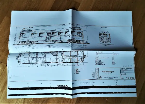 2 Typenskizzen von Bernina Triebwagen "neuerer Generation"