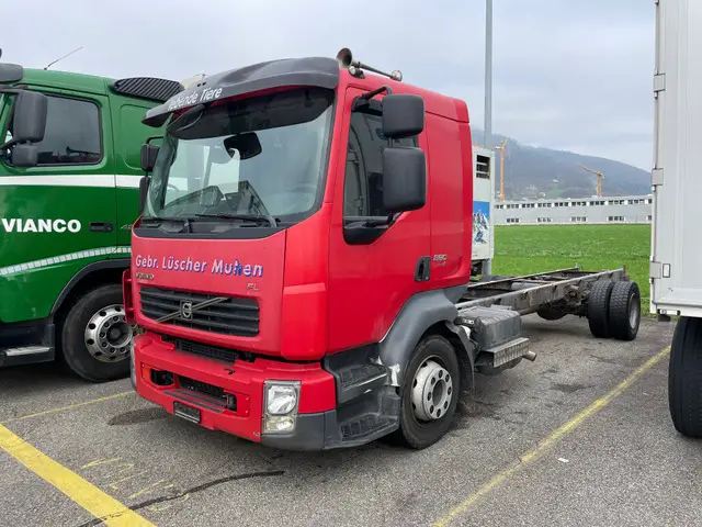 VOLVO, FLL-280 4x2R, Chassis-Kabine