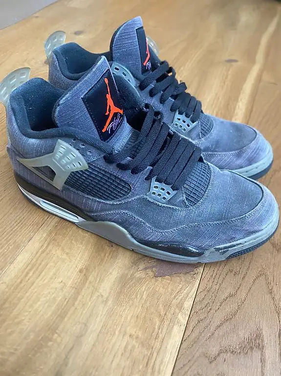 Jordan 4