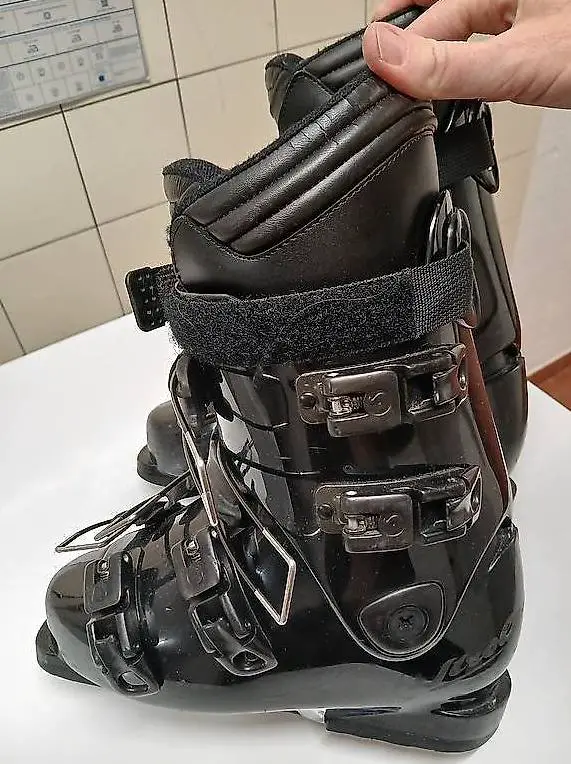 Scarponi da sci STOLZ n.38 (289 mm) puliti