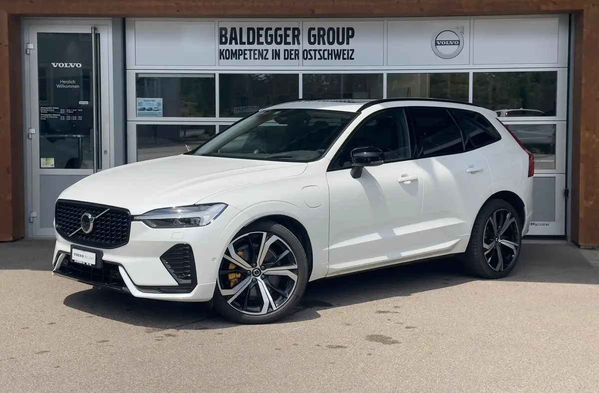 volvo xc60 2.0 t8 te ultimate dark e