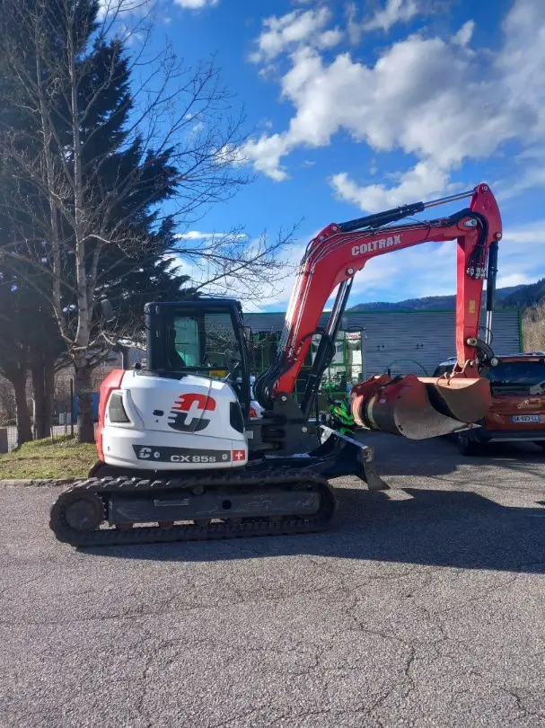 mini pelle coltrax cx 85s