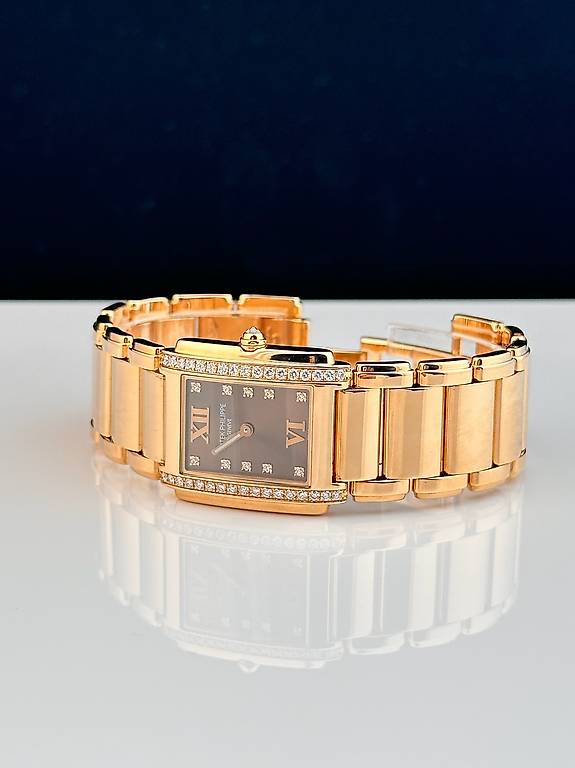 Patek Philippe Twenty 4 4910/11R-010