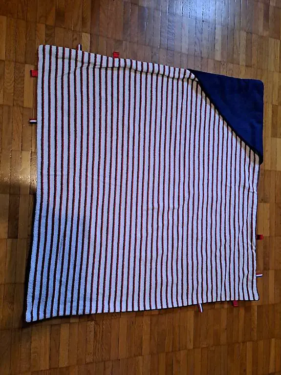 Serviette à capuche en linge-éponge, couverture polaire