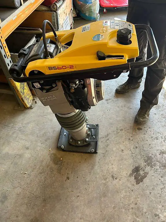 Wacker Neuson BS60-2 Grabestampfer