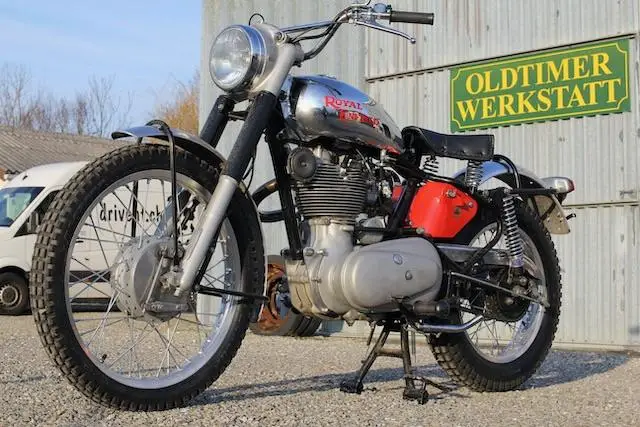 royal-enfield super bullet 624