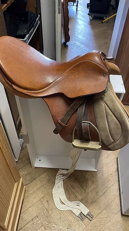 Pferdesattel Pferde Sachen 2 stk 599 fr