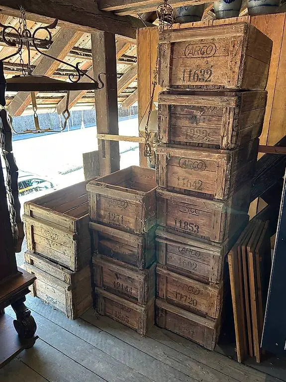 Holz Kisten, Fabrik, alt 2 Grosse und 11 kleine Kisten antik