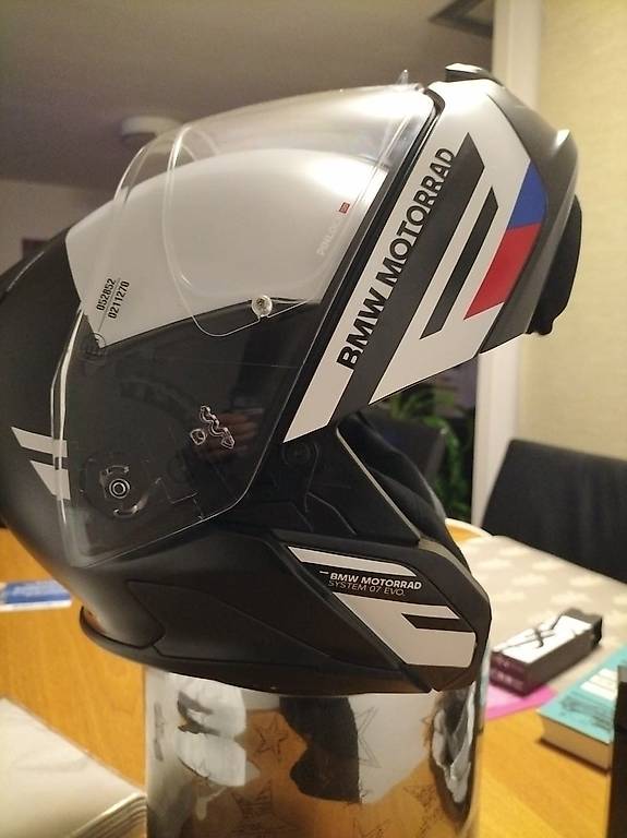 BMW Klapphelm Carbon 7 nagelneue