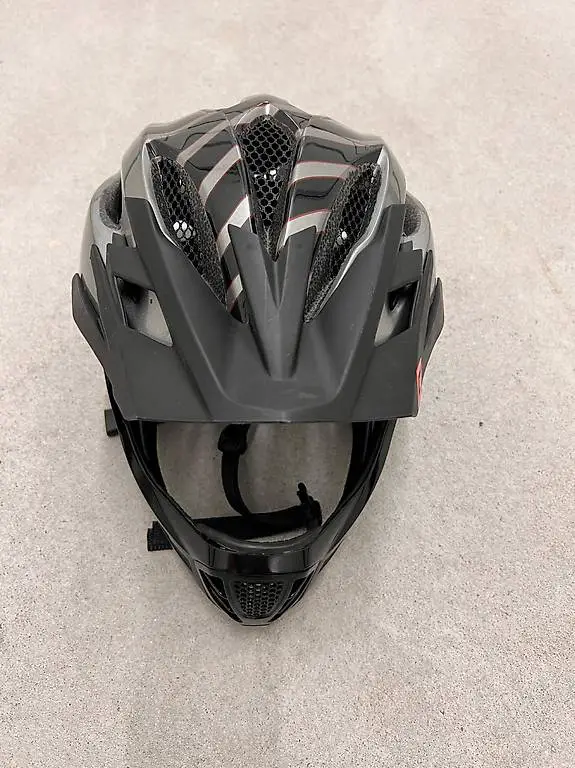Mountainbike Downhill Helm von Cratoni