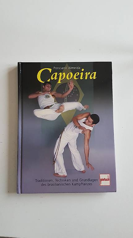 Buch: Capoeira (von Ponciano Almeida)