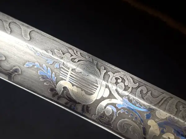  Antiker Säbel - Stahlscheide, Klinge gebläut und vergoldet