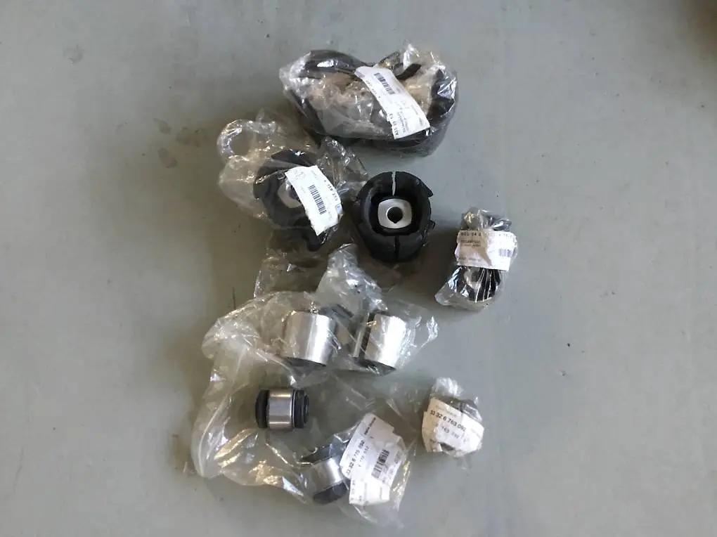 Bmw E90 E92 E93 335i Kugelgelenk Gummilager Np 700.-