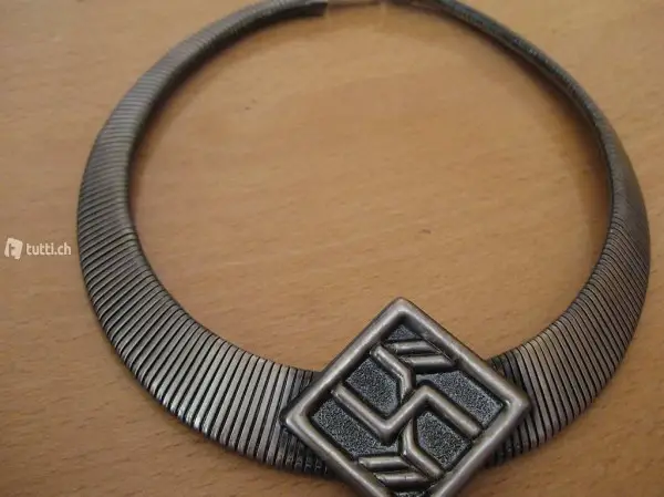 original collier gris
