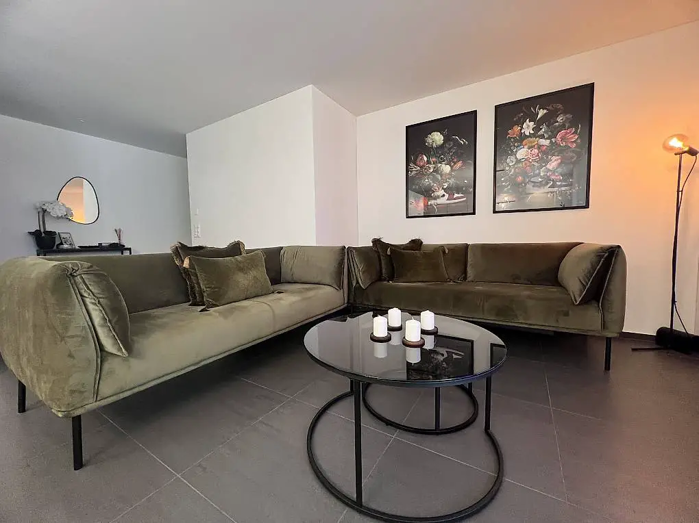 Hochwertige Design-Sofas von Pfister (Johann Jakob)