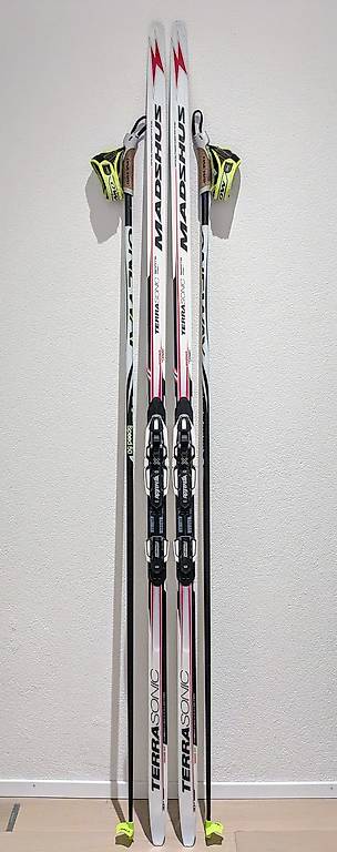 Langlaufski Madhus TerraSonic Skate 195cm inkl. Stöcke