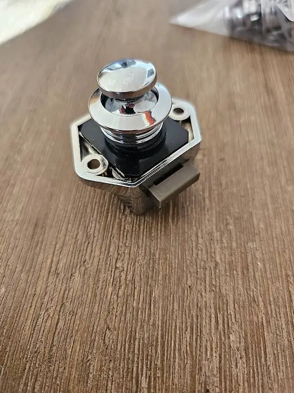 Push lock verschluss möbelbau 4stk