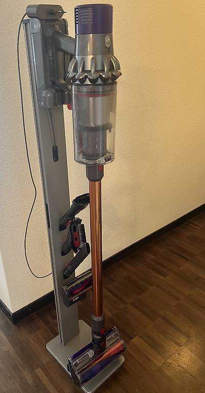 Dyson V10 Absolute Extra - Neue Akku u Filter Inkl. Zubehör