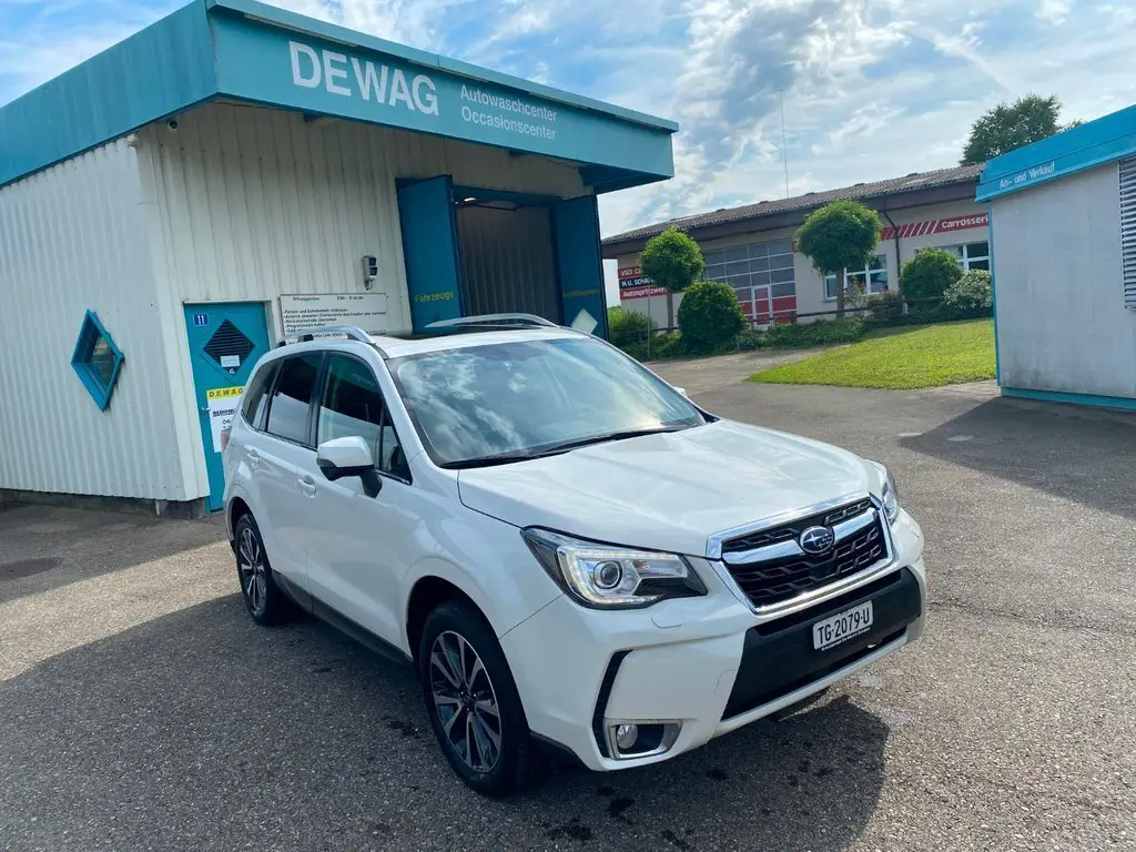 SUBARU Forester Station 2.0 XT Luxury