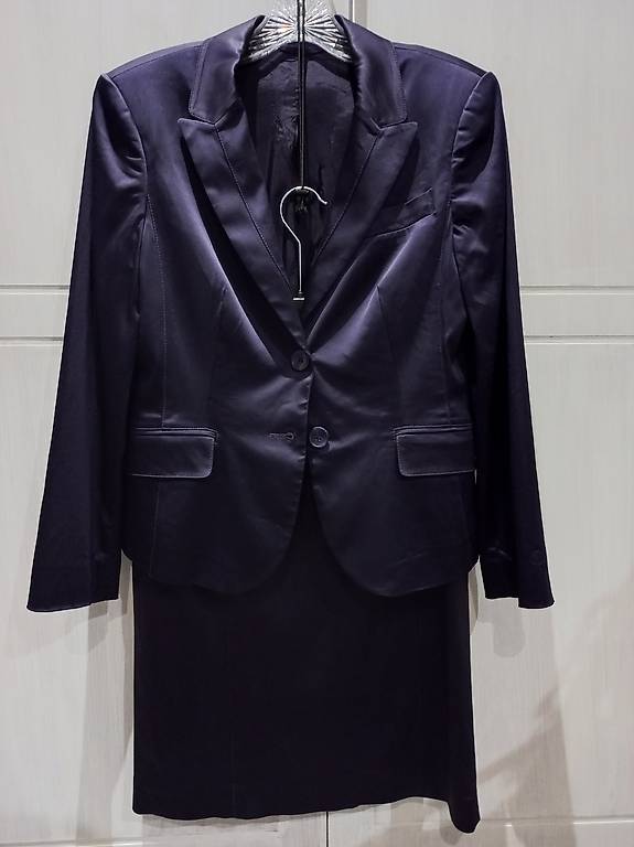 ESPRIT Damenanzug aus Satin, violett, Gr 36