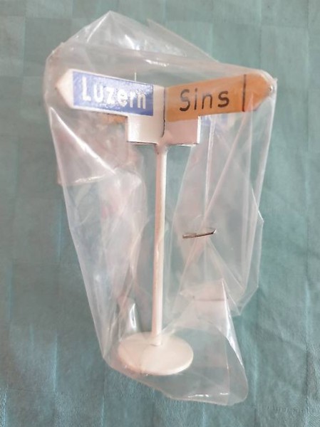  Wegweiser Zürich Huttwil Luzern Sins