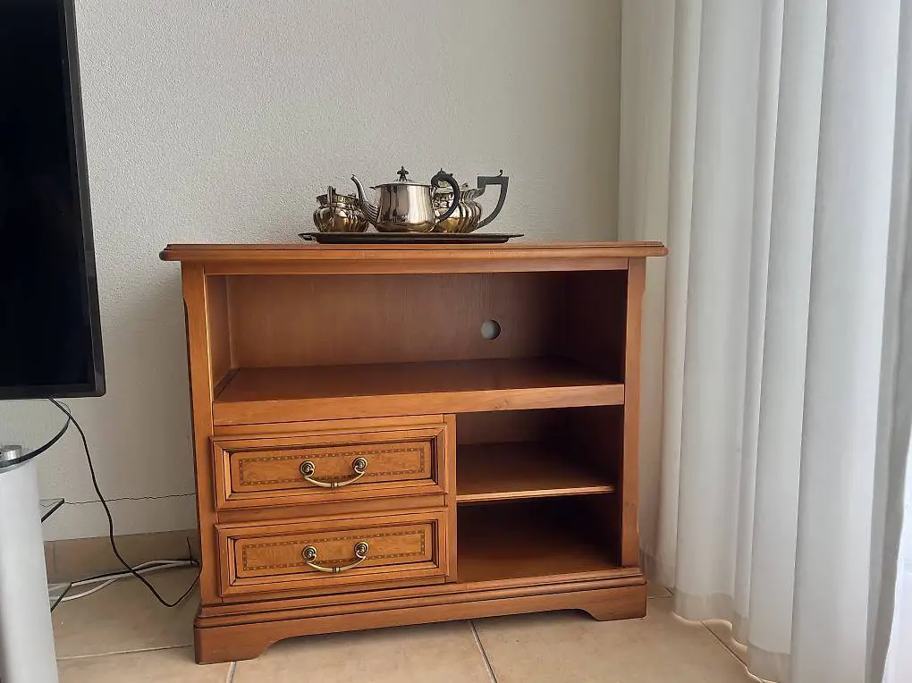 Liebhaber Holzmöbel/ TV Möbel