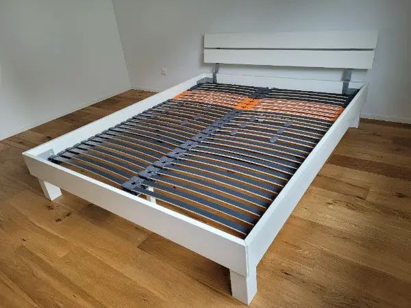 HASENA Bett Buche massiv weiss 160×200