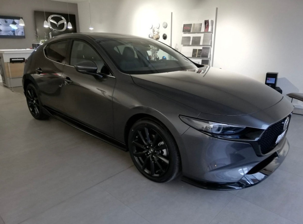 MAZDA 3 Hatchback 2.0 186 Revolution AWD