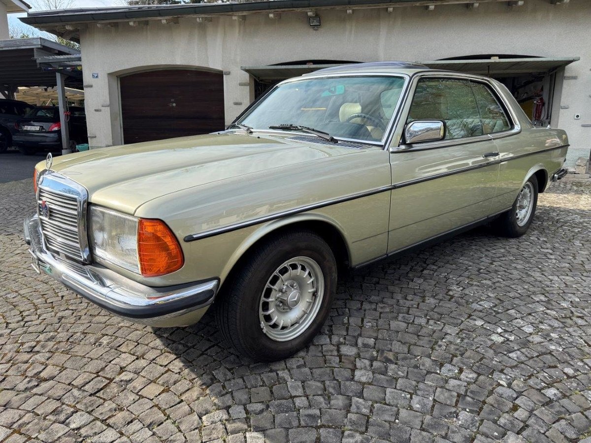 mercedes-benz c123 coupé 280 ce