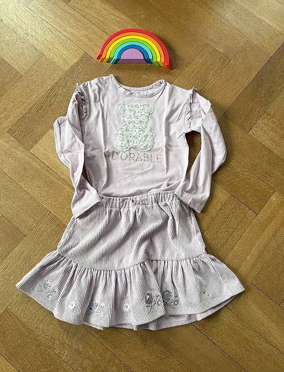 wunderschönes parma lila tee hirt und rock adorable 134 cm
