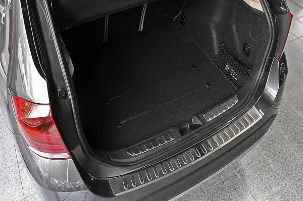  Edelstahl Ladekantenschutz mit Abkantung für BMW X1 E84 (LCI