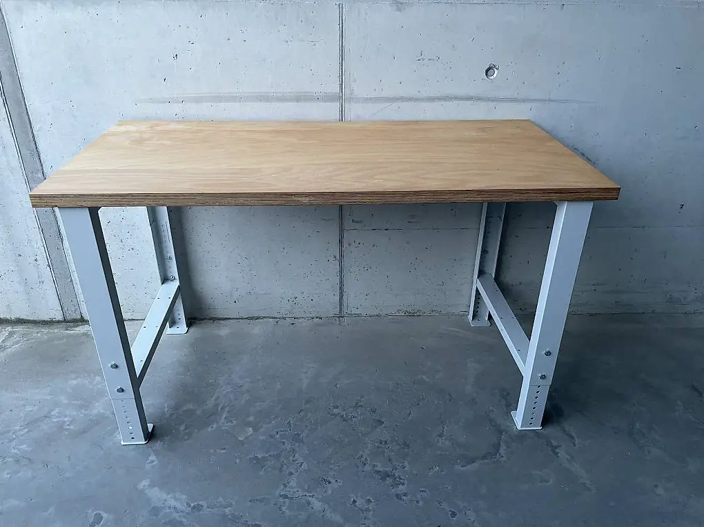 Lista Werkbank 150x70x4 Multiplexplatte Höhenverstellbar