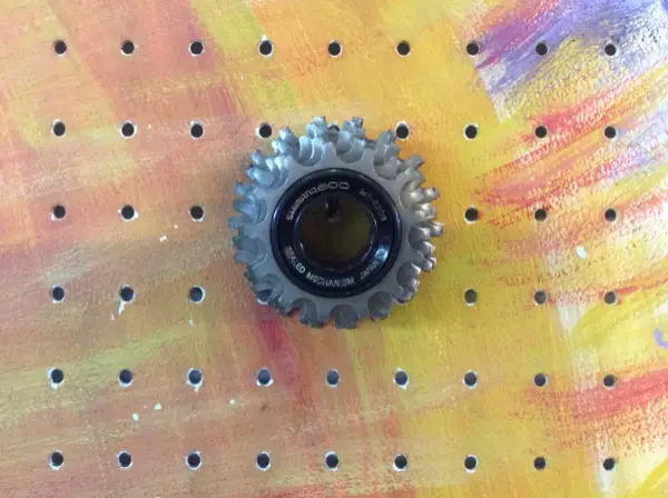 Schraubkranz, Marke: Shimano 600, MF-6208, 6-Fach, vintage