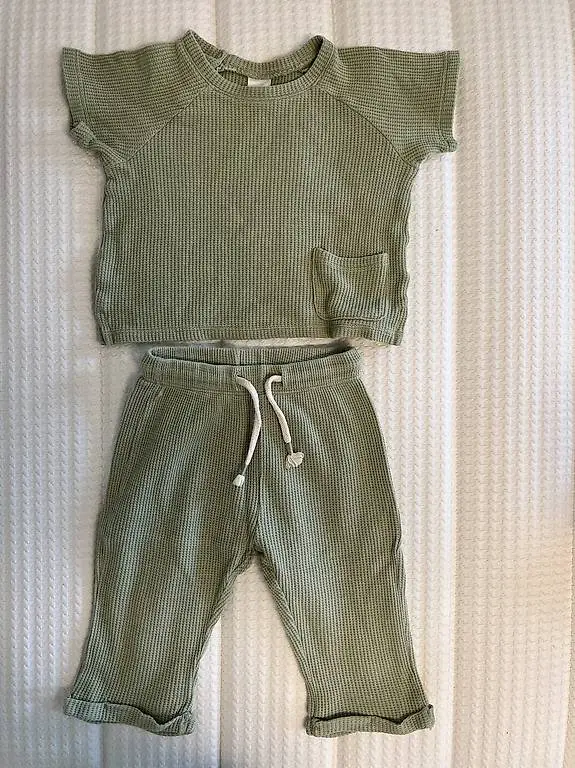 Sehr süsse Kombination, Grösse 80 in Mint grün