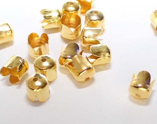 Perlkappe goldfarbig