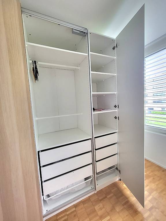 Kleiderschrank, 235x60x250 cm