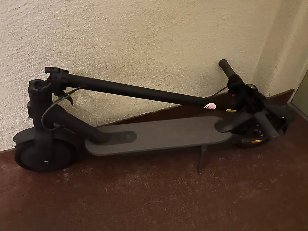 Xiaomi Essential Scooter
