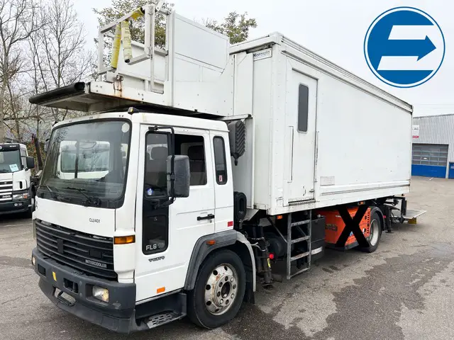 VOLVO, FL6-230 Koffer mit Hebefunktion, LBW, Kunststoffkoffer