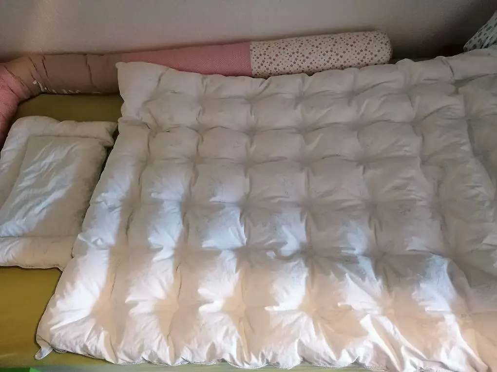 Bettdecke, Kissen mit Bezüge