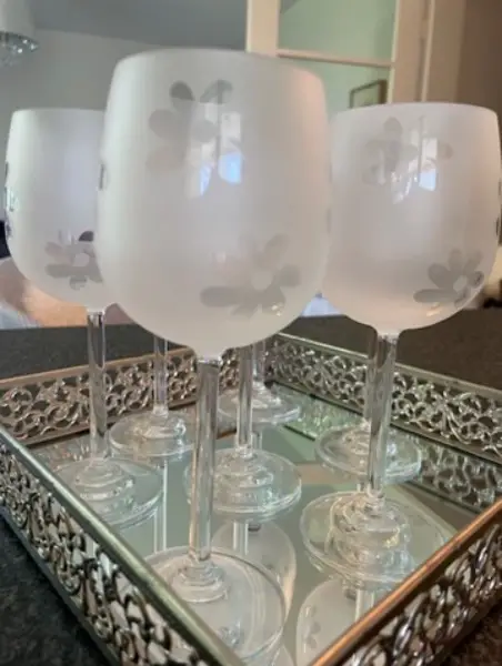 6 Weissweingläser von Leonardo.